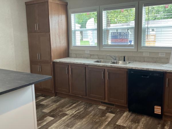 2025 Champion Home Builders, Inc. mobile Home