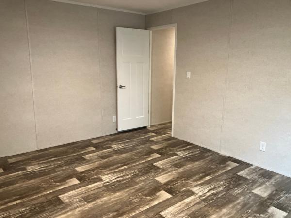 2025 Champion Home Builders, Inc. mobile Home