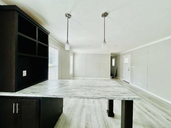 2025 Champion Home Builders, Inc. mobile Home