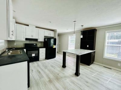 Photo 2 of 15 of home located at 4480 S Meridian Avenue #26 Wichita, KS 67217