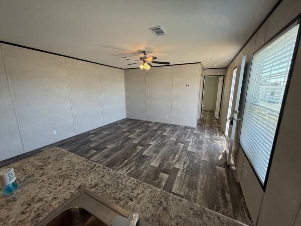 2025 Champion Home Builders, Inc. mobile Home