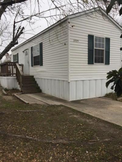 Mobile Home at 5475 Southcross Ranch Rd  #128 San Antonio, TX 78222