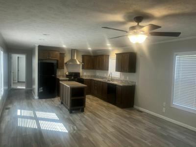 Photo 2 of 14 of home located at 3941 Charleston Highway #3 West Columbia, SC 29172