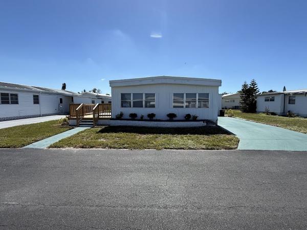 1970 MANA mobile Home