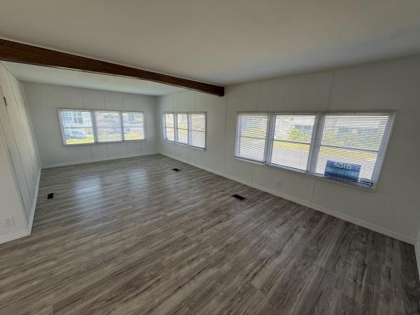 1970 MANA mobile Home