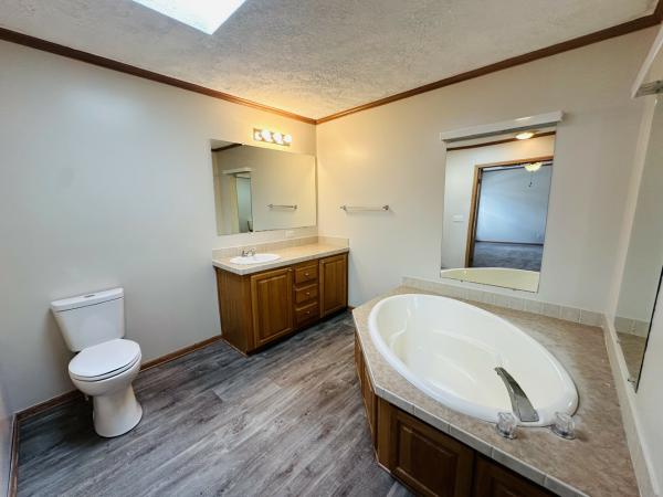 2003 na na Mobile Home