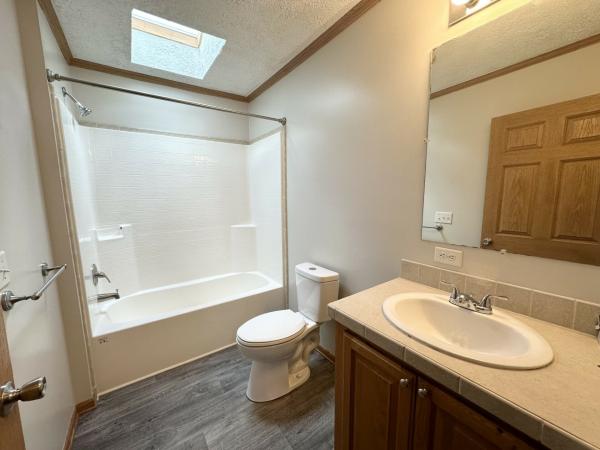 2003 na na Mobile Home