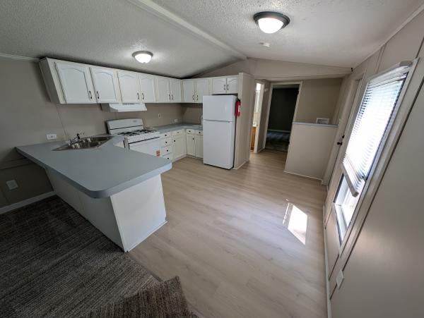 1994 Holly Park mobile Home