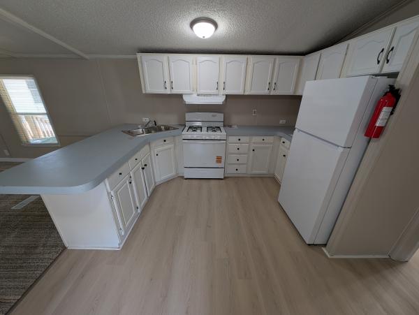 1994 Holly Park mobile Home