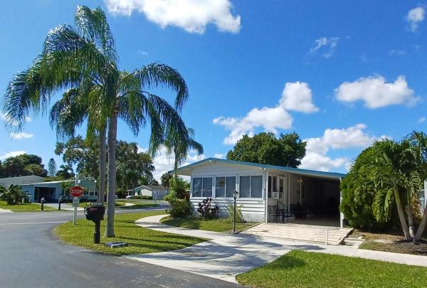 1983 TWIN Double Mobile Home