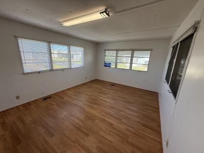 Photo 4 of 11 of home located at 603 63rd Ave W #C19 Bradenton, FL 34207