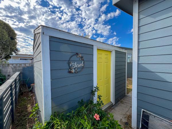 2006 Golden West KM601B Mobile Home