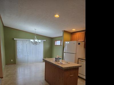 Photo 4 of 12 of home located at 875 Bayberry Manteno, IL 60950