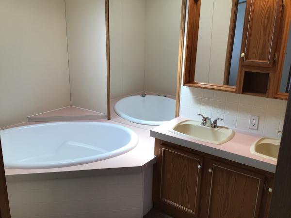 1993 Commodore NA Mobile Home