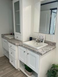 2026 Colony 414 550EC16763D  Home