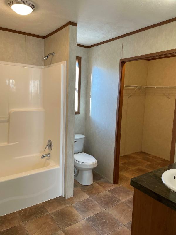 2013 Champion NDSL756  Home