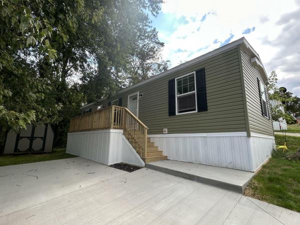 2025 REDMAN 24601  Home