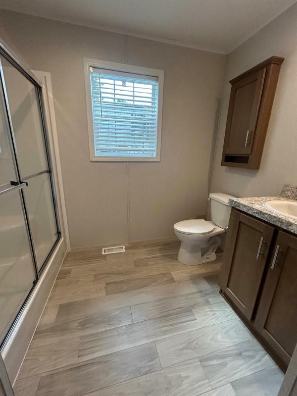 2025 REDMAN 24601  Home