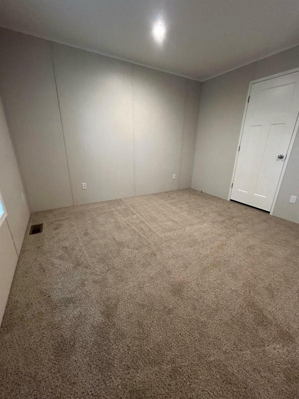 2025 REDMAN 24601  Home