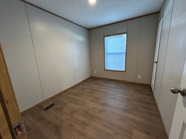 2023 30CEJ16663AH22  Home