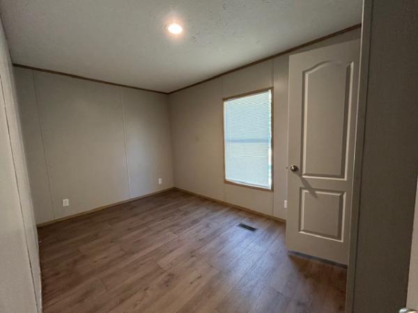 2023 30CEJ16663AH22  Home