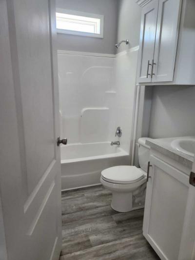 Photo 4 of 9 of home located at 2525 Gulf City Rd Lot 61 Ruskin, FL 33570