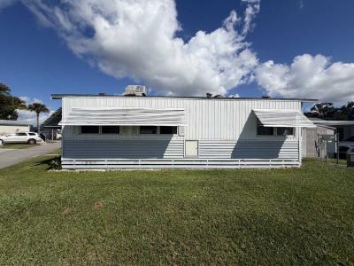 Photo 3 of 17 of home located at 1 Avocado Lane Lot 236 Eustis, FL 32726