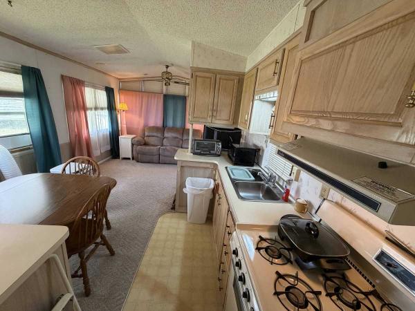 1992  Mobile Home For Sale