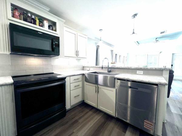 2019 Palm Harbor CC FLMHS PH VERO Manufactured Home