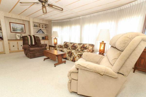 1979 PRES Mobile Home For Sale