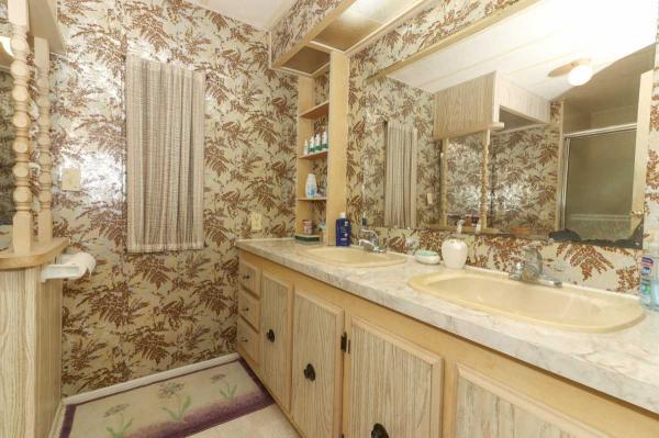 1979 PRES Mobile Home For Sale