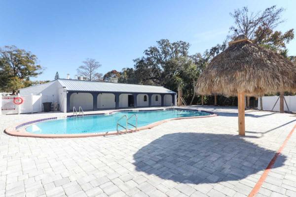 1979 PRES Mobile Home For Sale