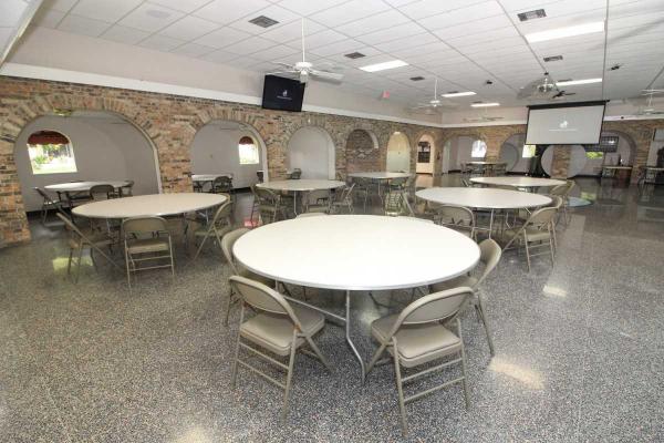 1979 PRES Mobile Home For Sale