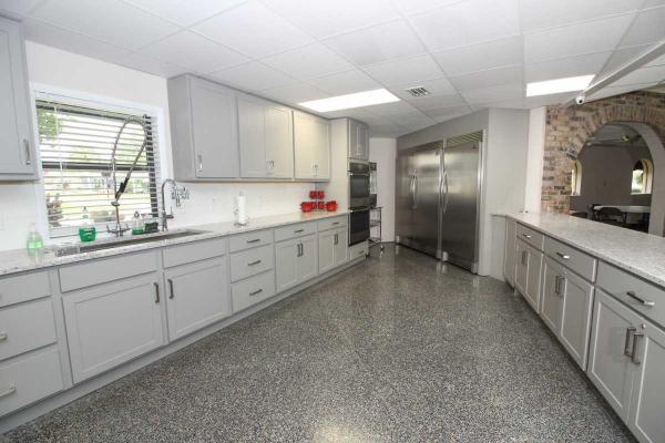 1979 PRES Mobile Home For Sale