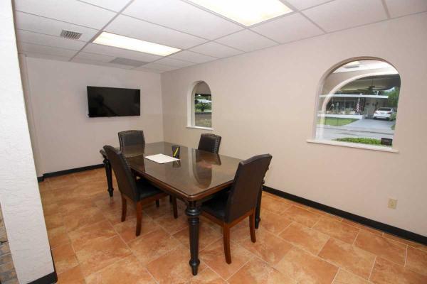 1979 PRES Mobile Home For Sale