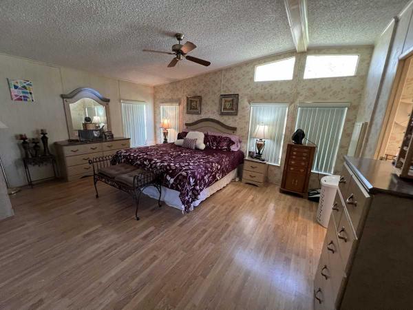 1987 Palm Harbor Manufactured Home