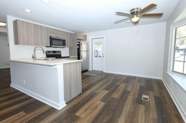 1980 TWIN Mobile Home For Sale