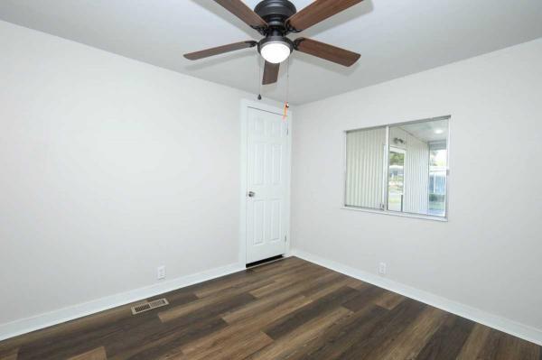 1980 TWIN Mobile Home For Sale