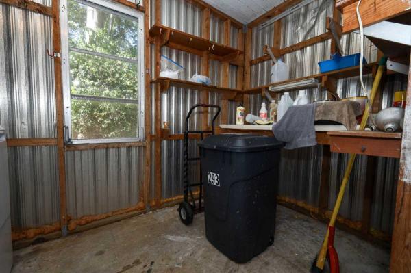 1980 TWIN Mobile Home For Sale