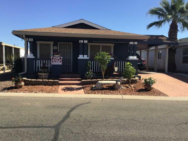 2006  Mobile Home For Sale