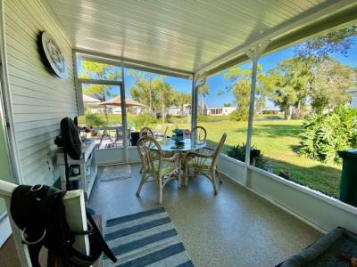 Photo 4 of 17 of home located at 466 Wingate Court Melbourne, FL 32934