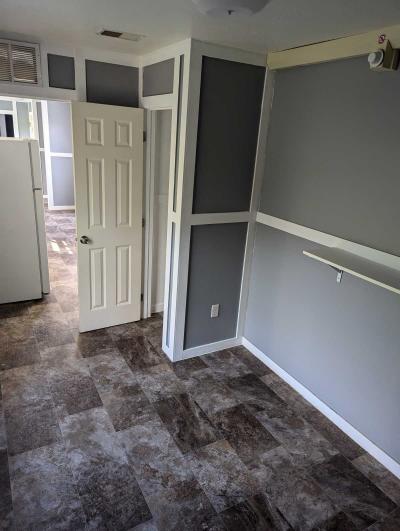 Photo 4 of 8 of home located at 250 Nelle Ave, Unit 34 Panama City, FL 32404