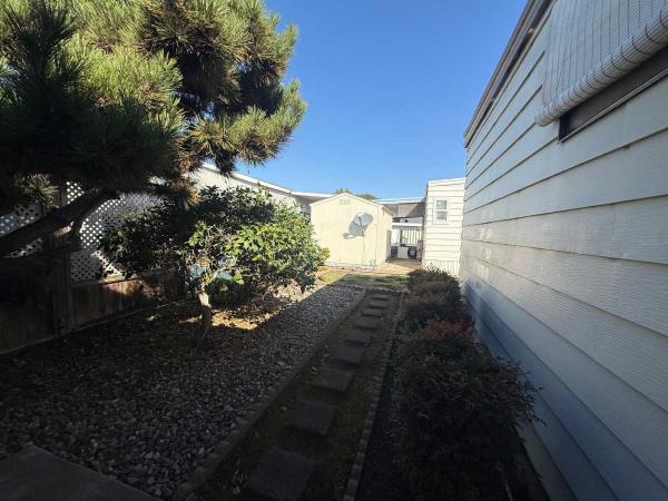 1970 Skyline Move In CUTE Mobile Home