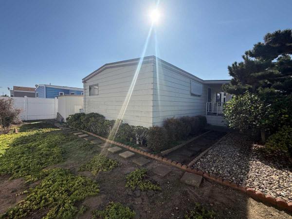 1970 Skyline Move In CUTE Mobile Home