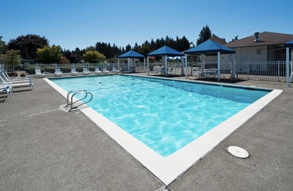 2019 Champion Ramada Value Premier Manufactured Home