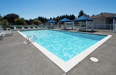 Photo 4 of 37 of home located at 11410 SW Royal Villa Dr., Lot 148 Tigard, OR 97224