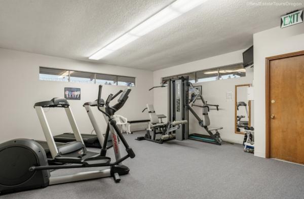 2019 Champion Ramada Value Premier Manufactured Home