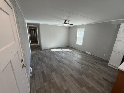 Photo 4 of 10 of home located at 1080 Arthur Blvd, Site # A-1080 Pulaski, WI 54162