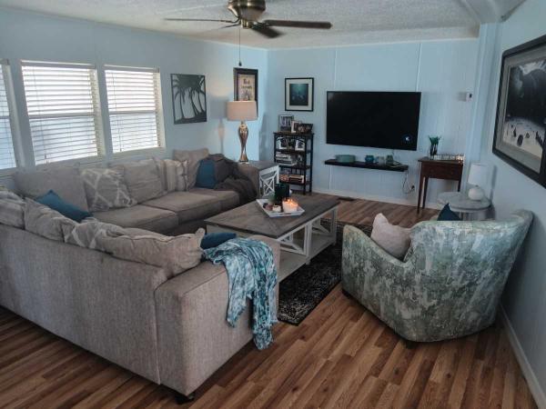 1978  Mobile Home For Sale