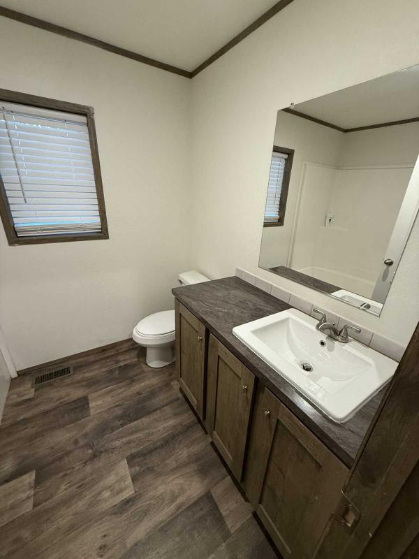 2022  Mobile Home For Sale